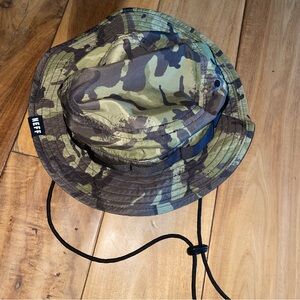 Neff Camouflage kids Bucket Hat